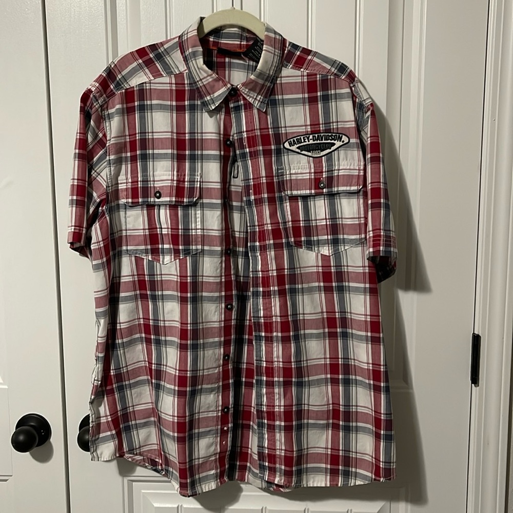 HD button down shirt